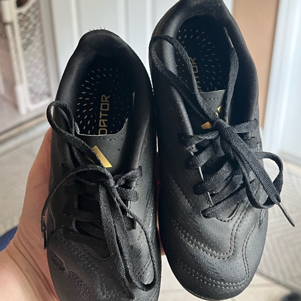 Kids Black Soccer Shoes